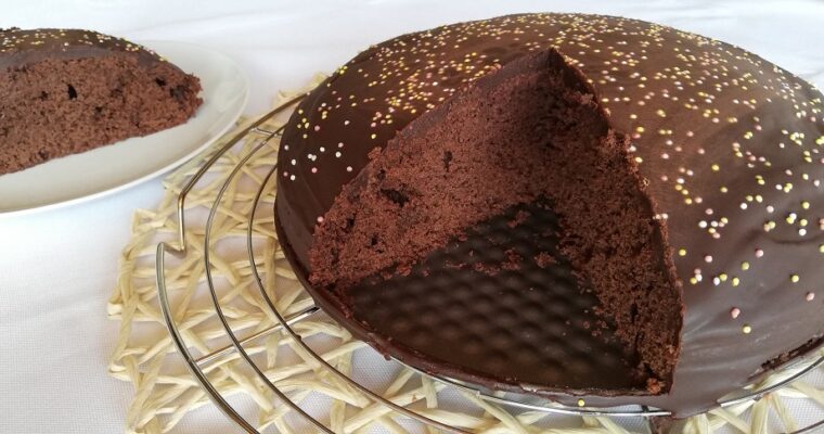 Gâteau au chocolat et son nappage