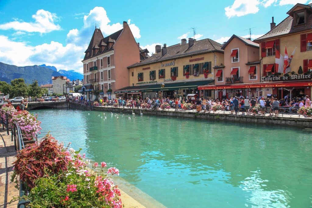 visiter Annecy à vélo